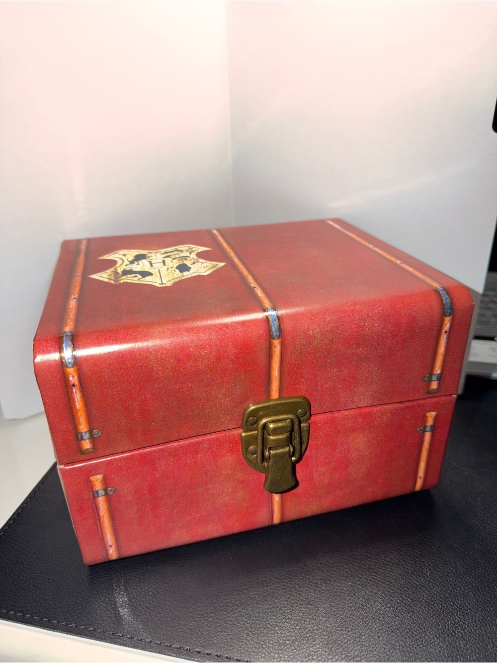 Harry Potter HD DVD set of 7 disc with Trunk